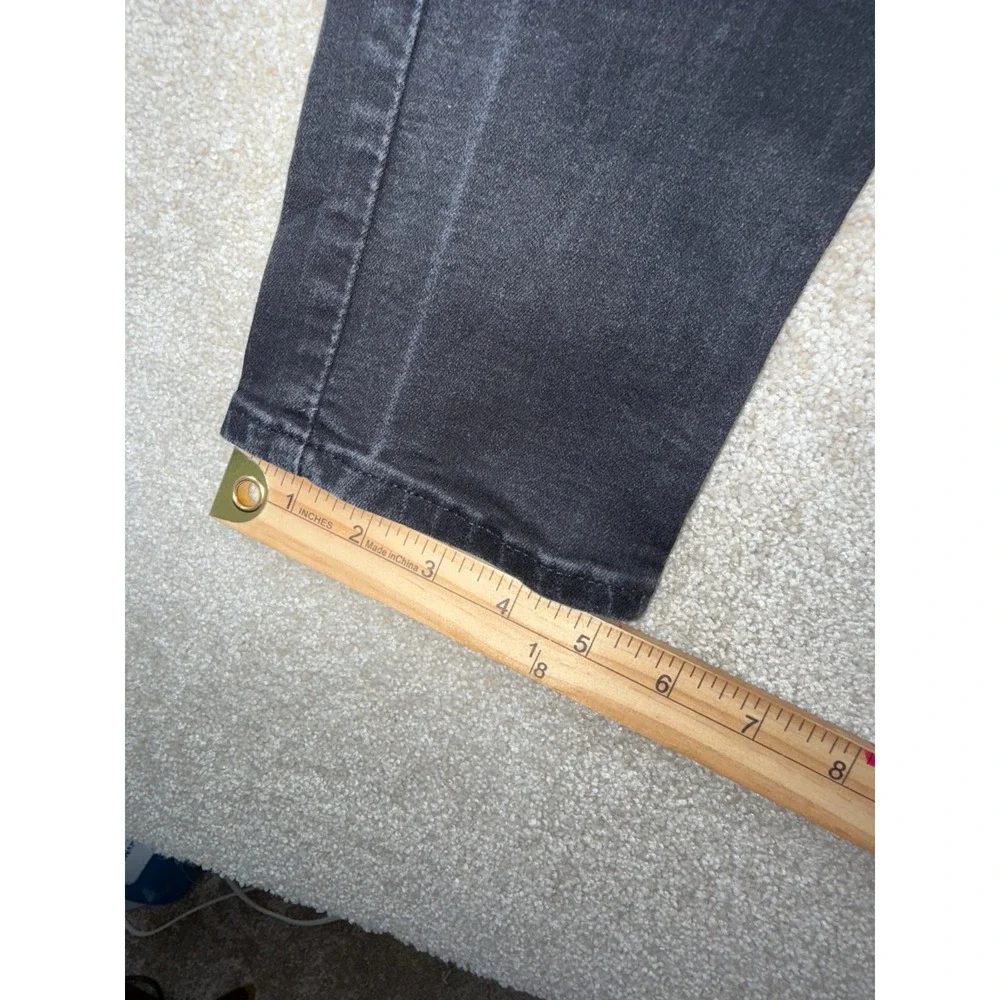 Levi's 721 Skinny Jeans Womens 30 Black Denim‎ Stretch High Rise Everyday Wear